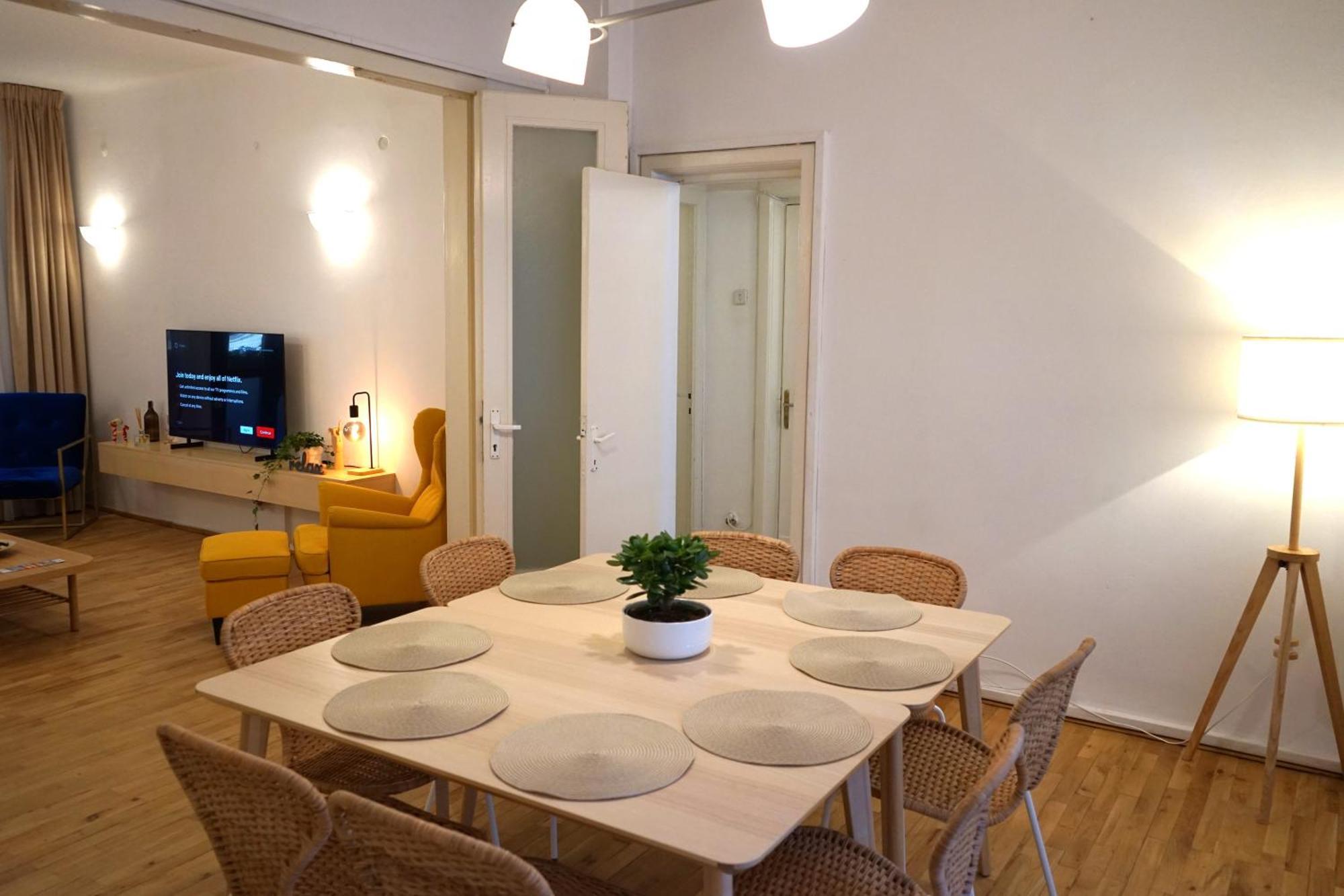 Spacious 3Br, 2Bt With 5 Balconies Букурещ Екстериор снимка